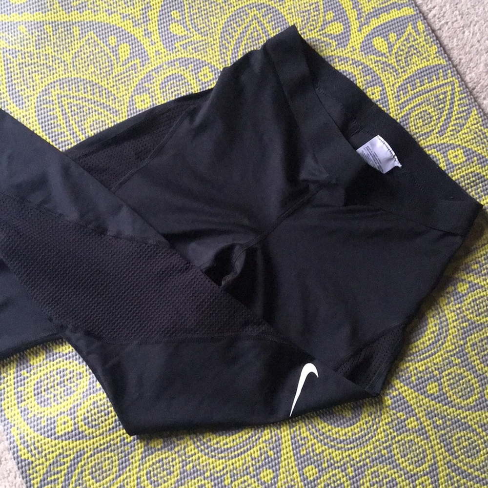 Nike Pro Hypercool Leggings Small